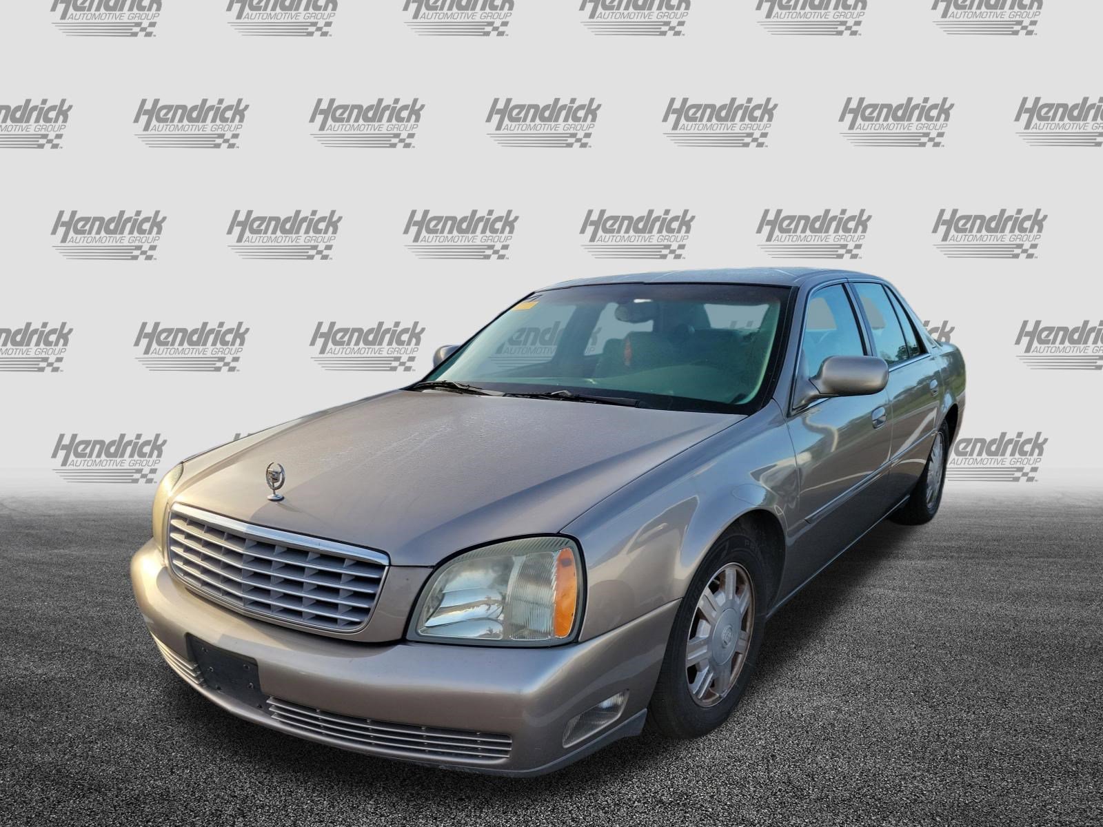 Used 2004 Cadillac De Ville w/ Equipment Group image 4