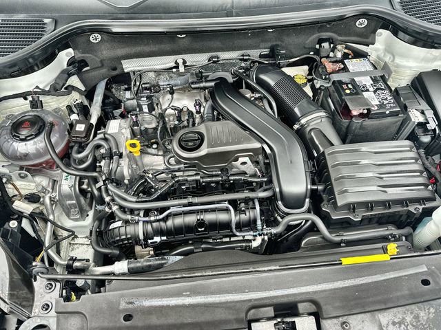 Used 2024 Volkswagen Taos SE image 18