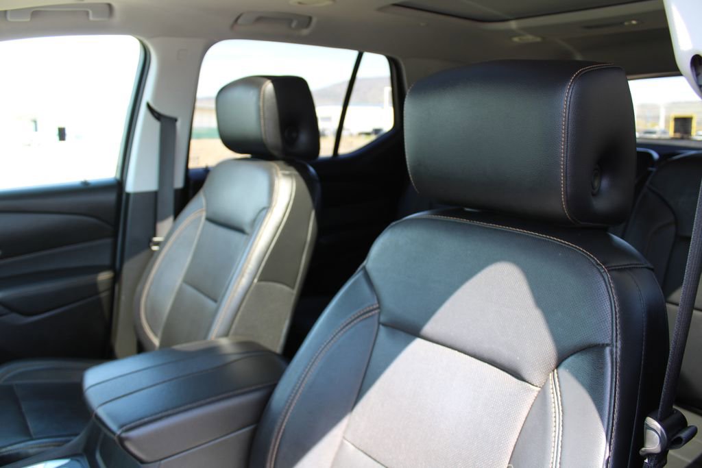 Used 2019 Chevrolet Traverse Premier w/ LPO, Floor Liner Package AWD/4WD image 15