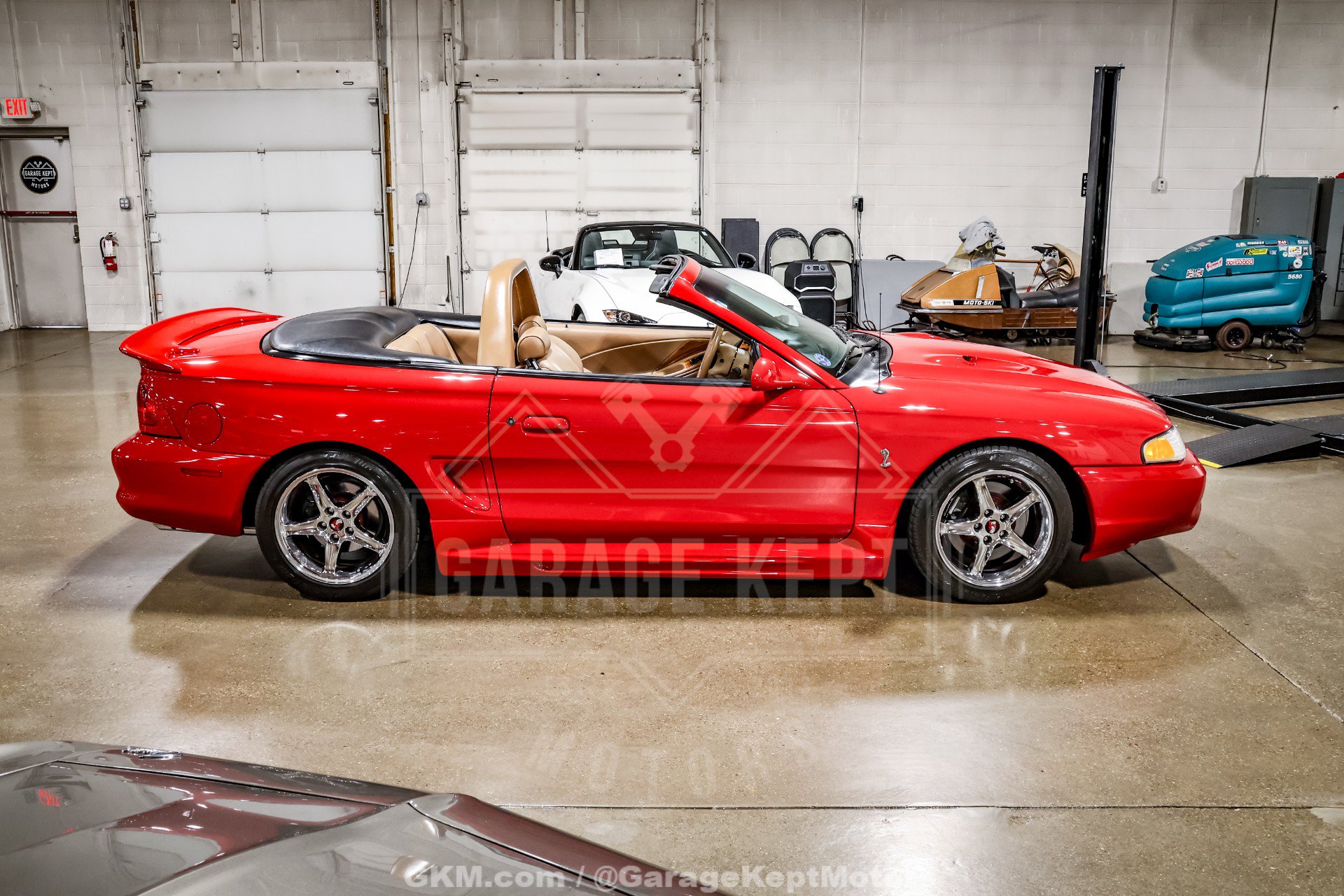 Used 1997 Ford Mustang Cobra RWD image 10