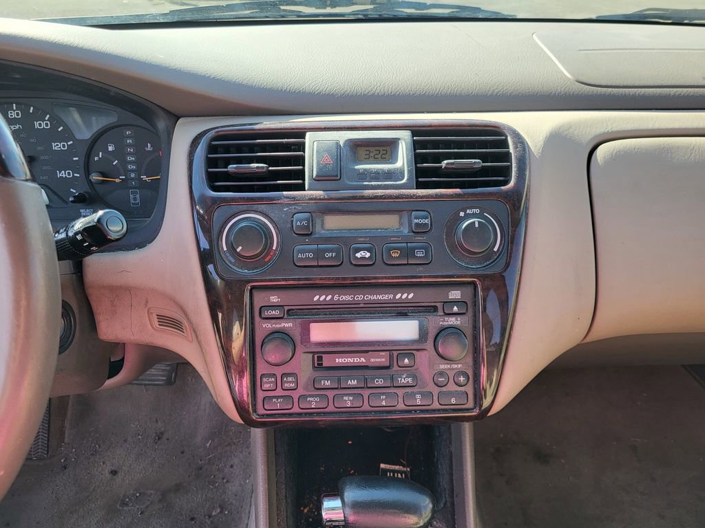 Used 2001 Honda Accord EX image 16