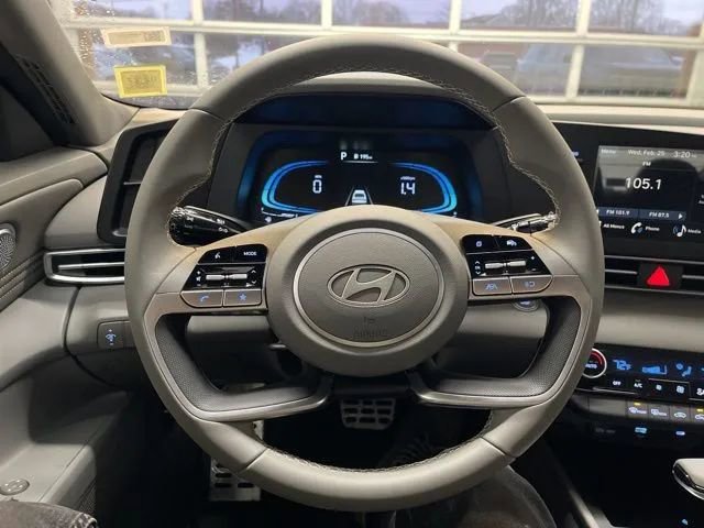 Used 2026 Hyundai Elantra Sport image 17