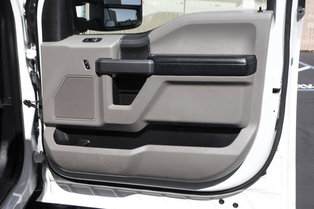 Used 2018 Ford F350 XLT RWD image 35