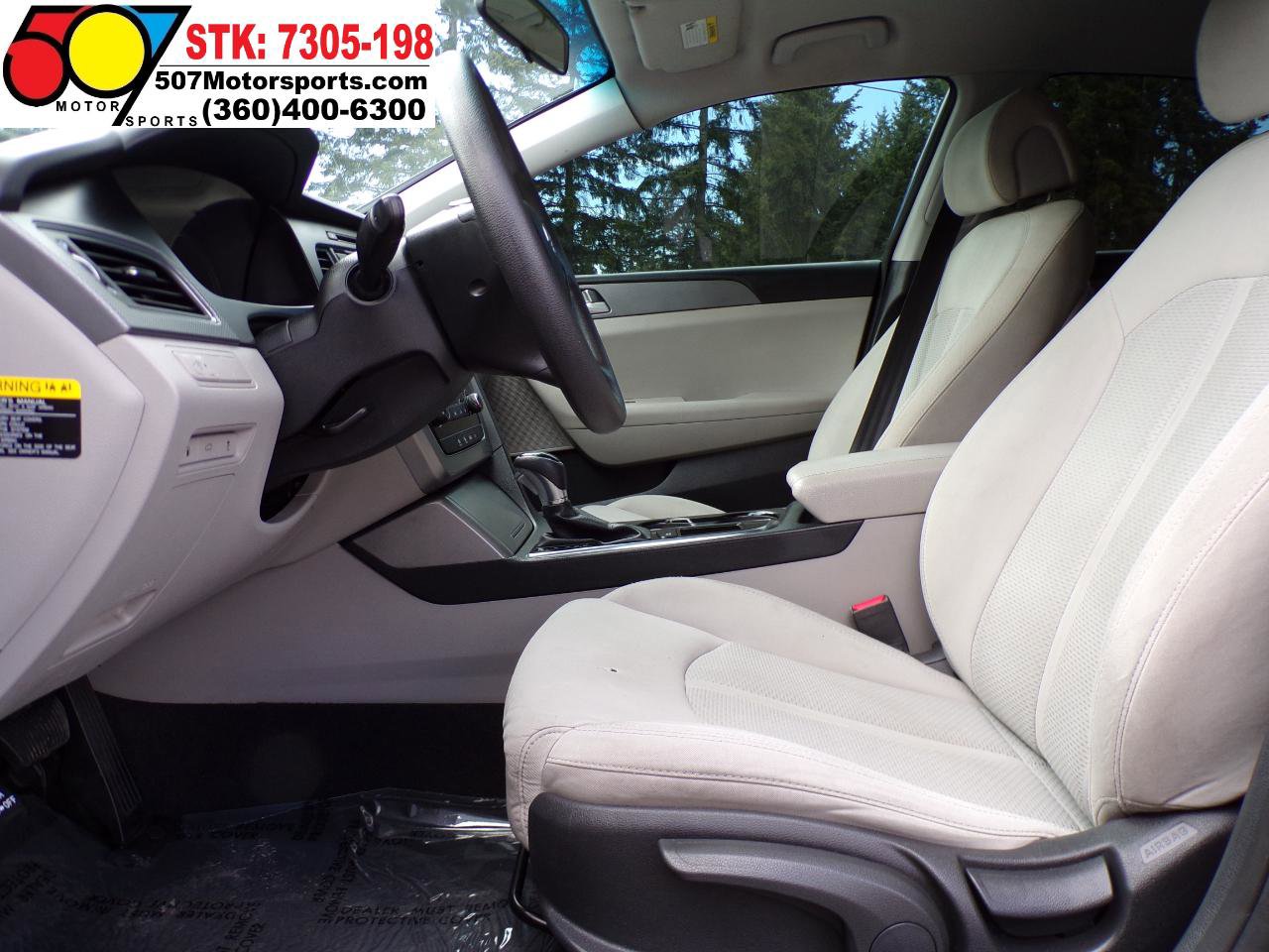 Used 2015 Hyundai Sonata SE image 18