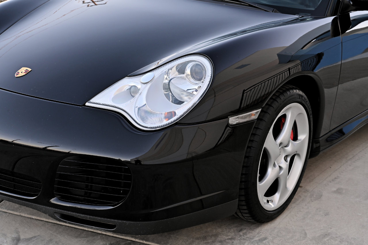 Used 2004 Porsche 911 Carrera 4S image 34
