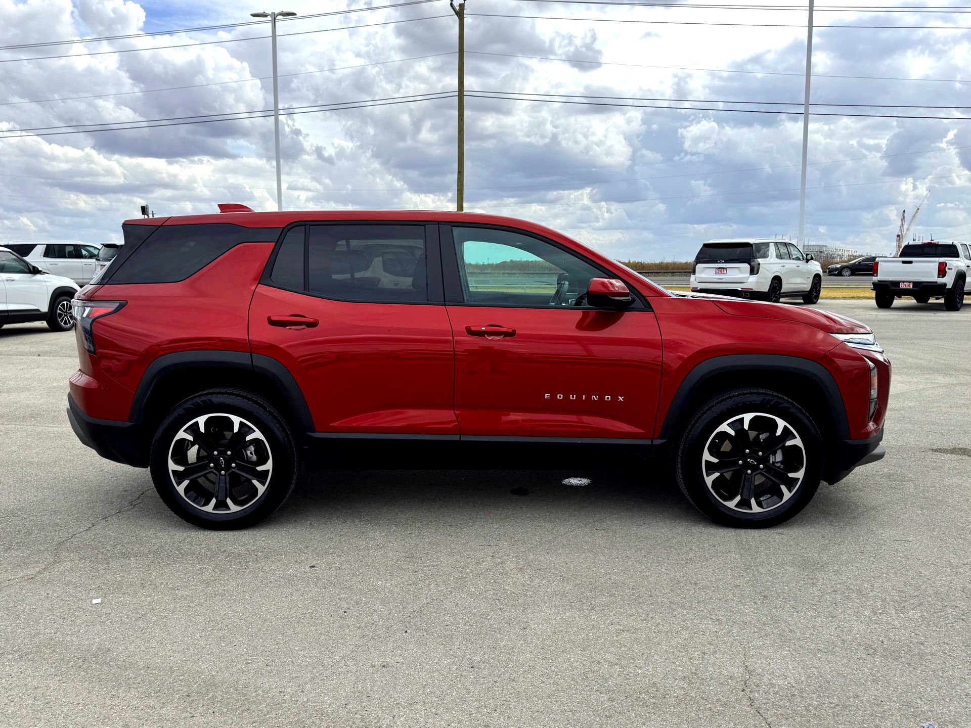 Used 2026 Chevrolet Equinox LT image 6
