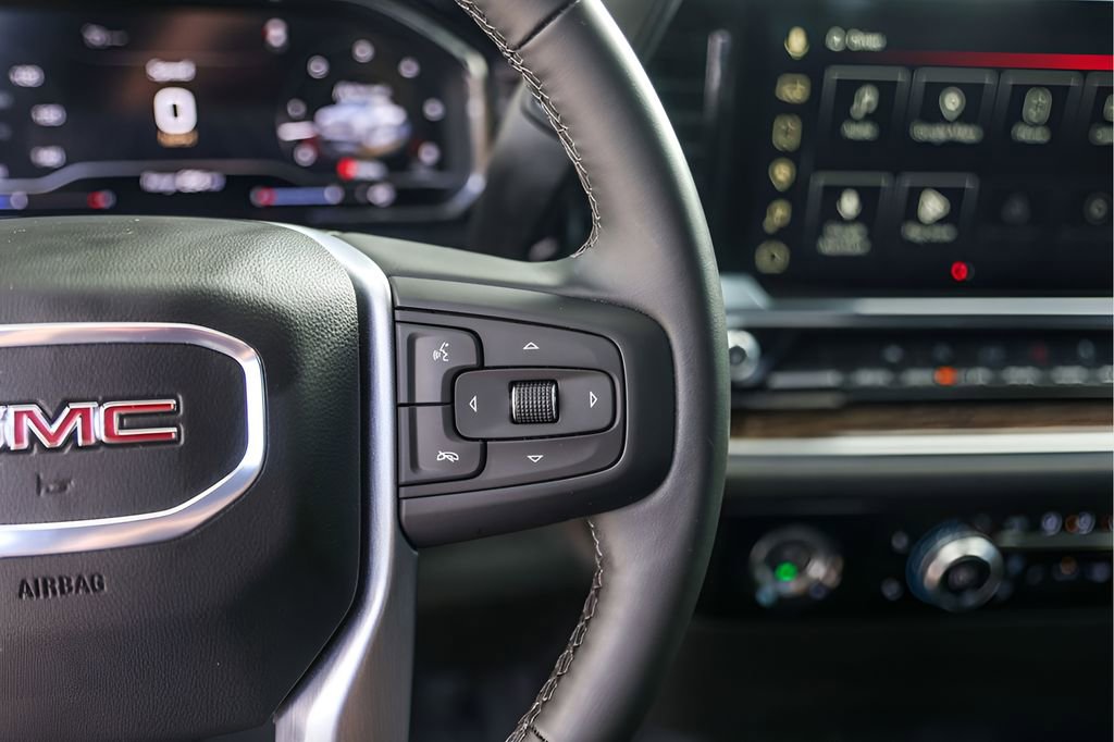 Used 2024 GMC Sierra 1500 Elevation image 16