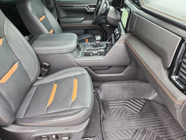 Used 2023 GMC Sierra 1500 AT4 w/ AT4 Premium Package AWD/4WD image 29