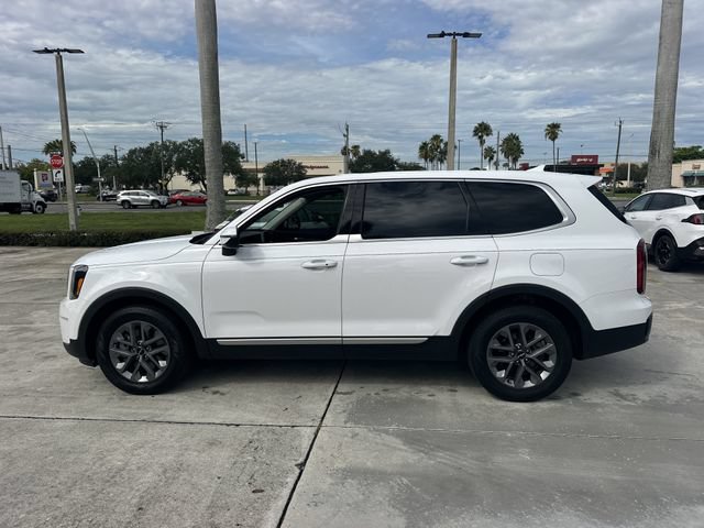 Certified 2024 Kia Telluride LX FWD image 10