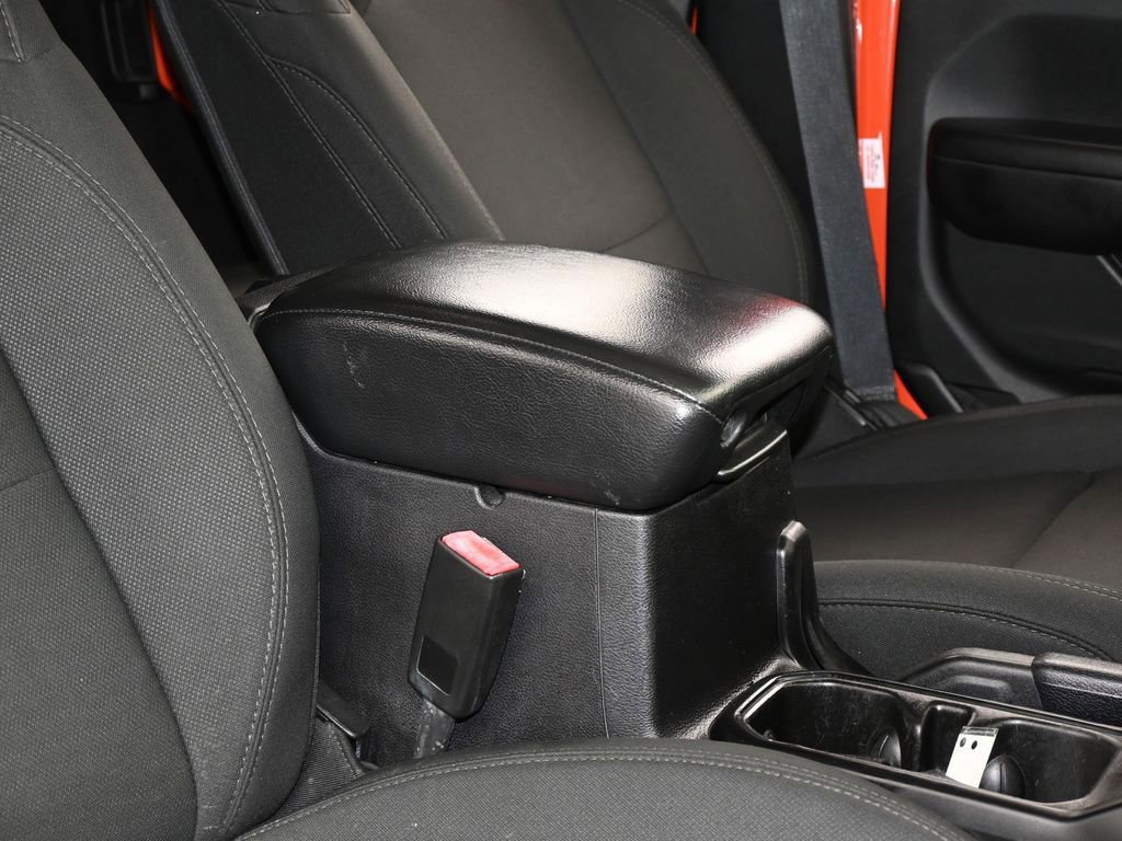 Used 2018 Jeep Wrangler Unlimited Sport S image 42