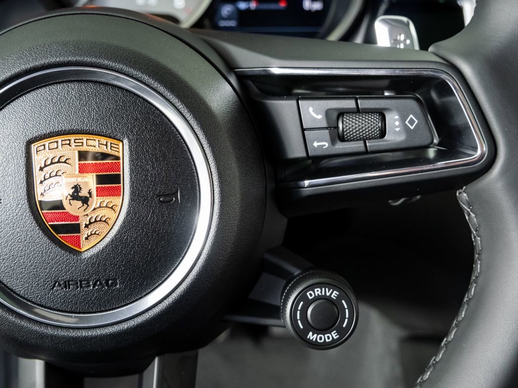 New 2026 Porsche Macan S image 11