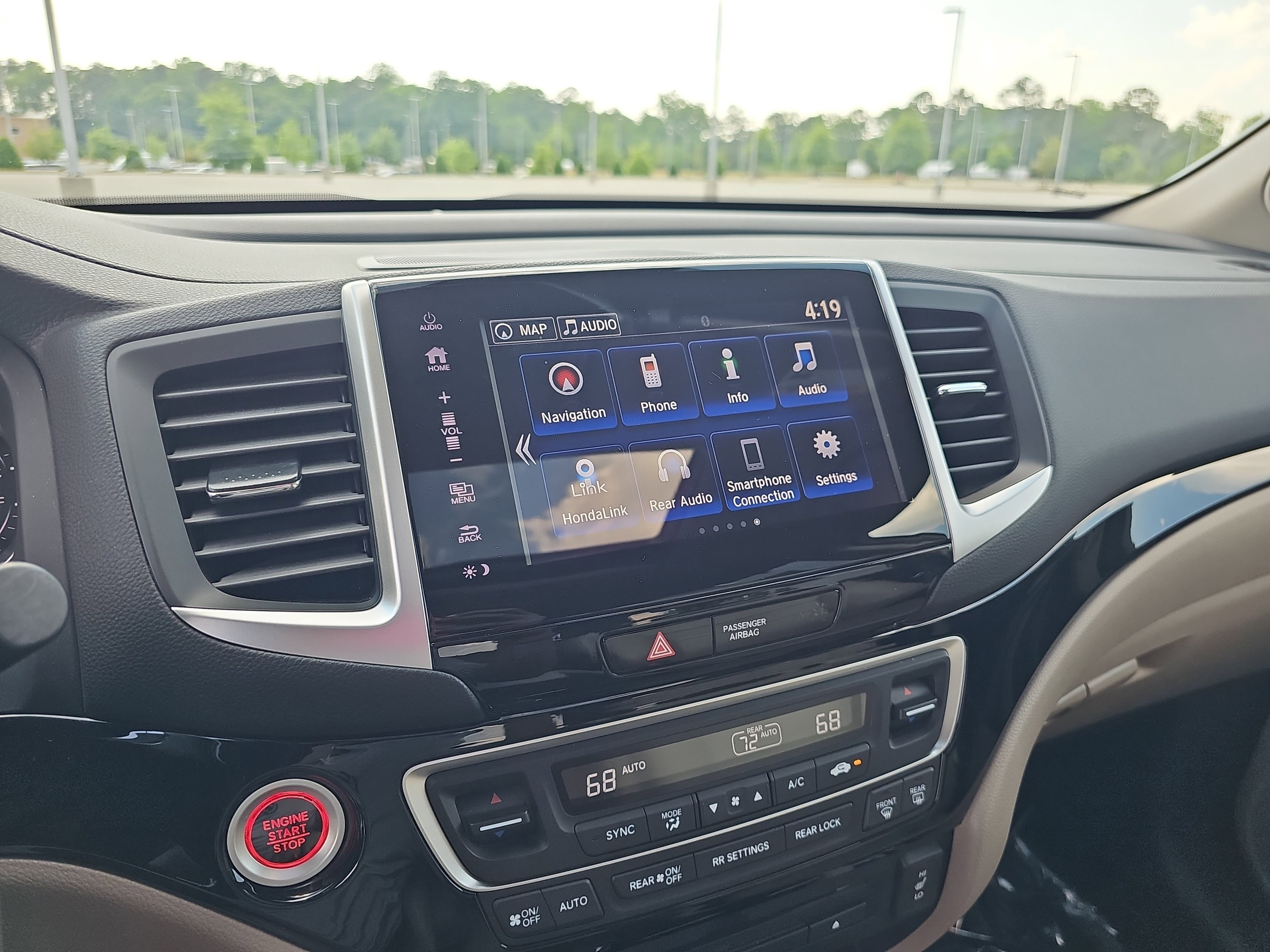 Used 2018 Honda Pilot Touring image 20