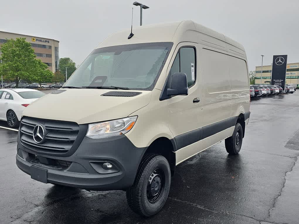 New 2025 Mercedes-Benz Sprinter 2500 image 4