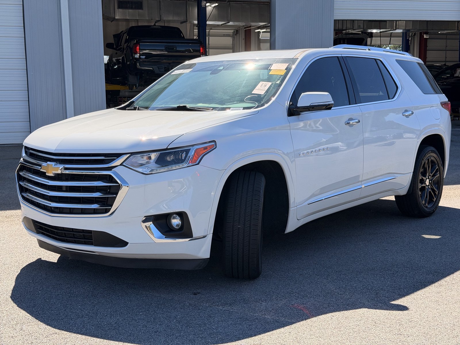 Used 2019 Chevrolet Traverse High Country w/ LPO, Floor Liner Package AWD/4WD image 7