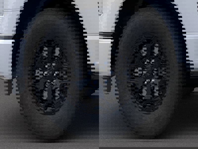 New 2025 Ford F150 Lightning XLT image 41