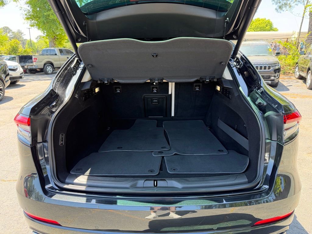 Used 2022 Maserati Levante GT image 7