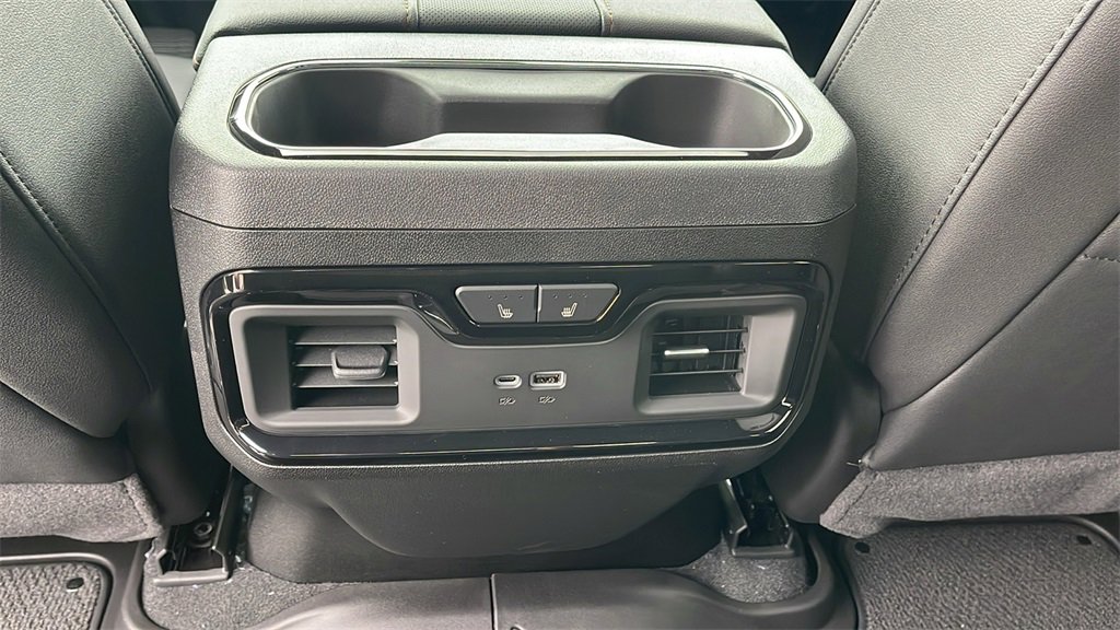 New 2026 GMC Sierra 2500 AT4 w/ AT4 Premium Plus Package image 17