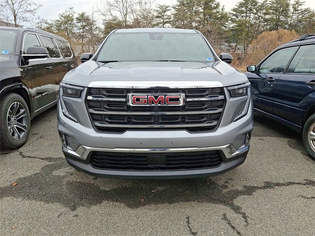 Used 2024 GMC Acadia Elevation image 3