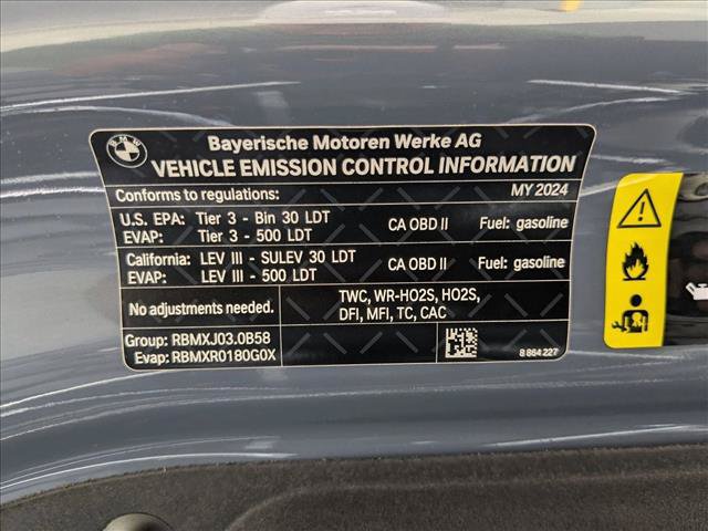 Used 2024 BMW X7 xDrive40i w/ Parking Assistance Package AWD/4WD image 27