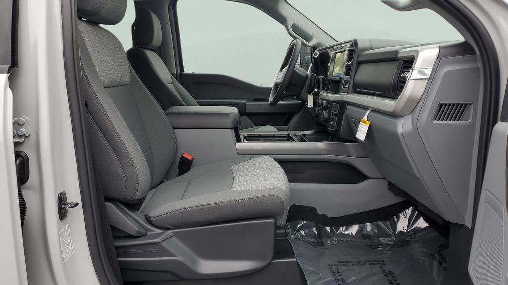 New 2026 Ford F250 XLT w/ Tremor Off-Road Package image 19