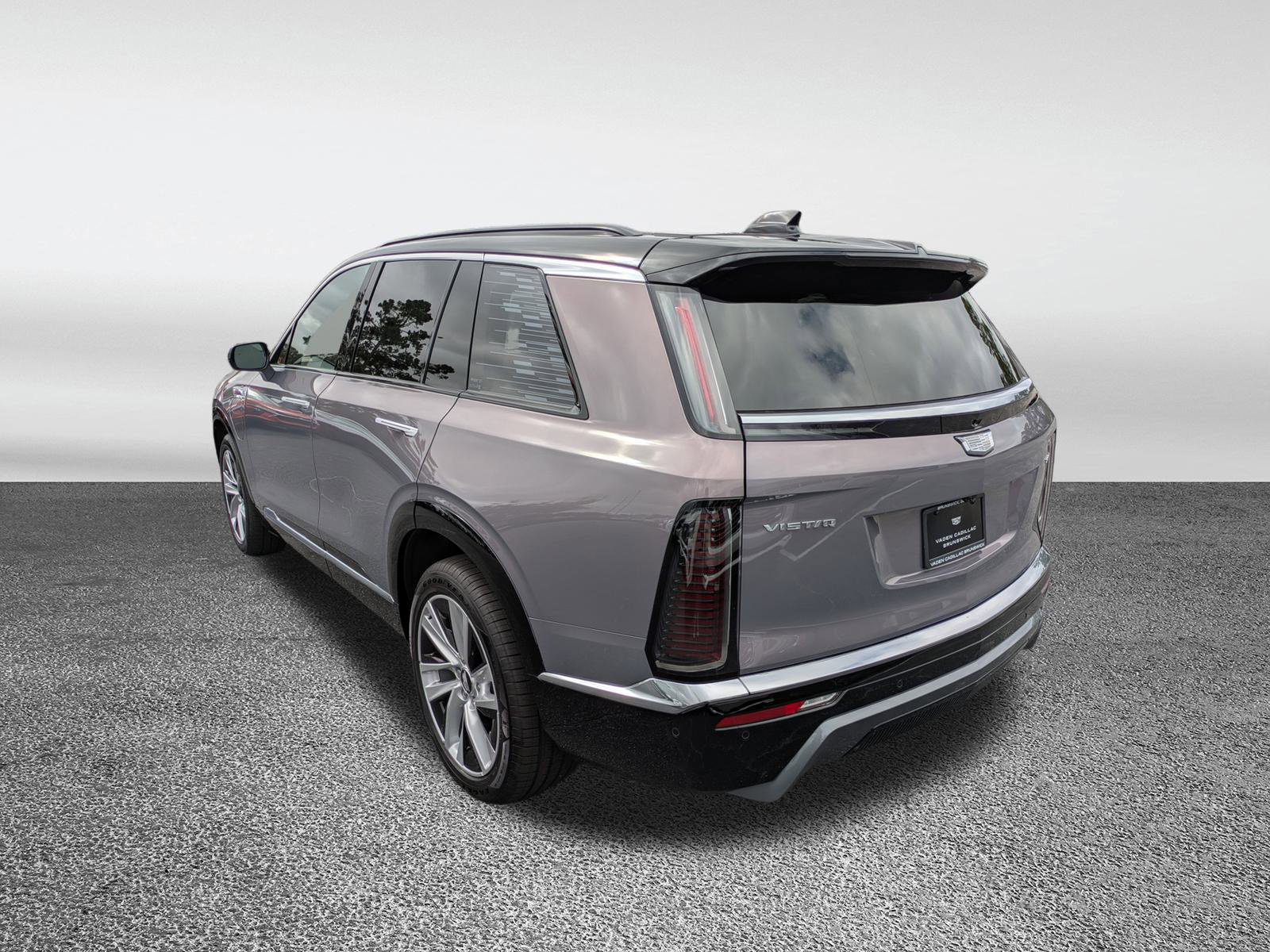 New 2026 Cadillac Vistiq Luxury w/ LPO, Floor Liner Package image 29