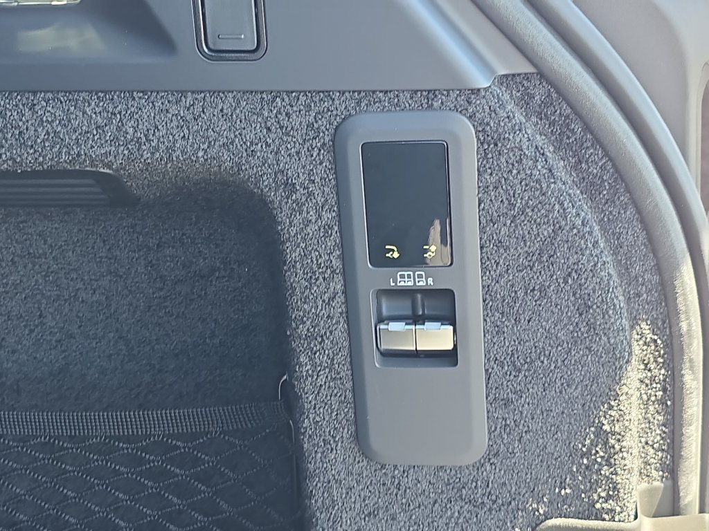 New 2026 Land Rover Range Rover SE AWD/4WD image 14