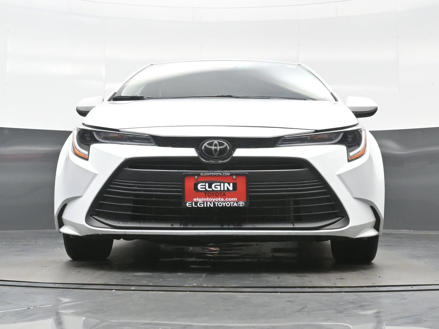Used 2025 Toyota Corolla LE FWD image 25