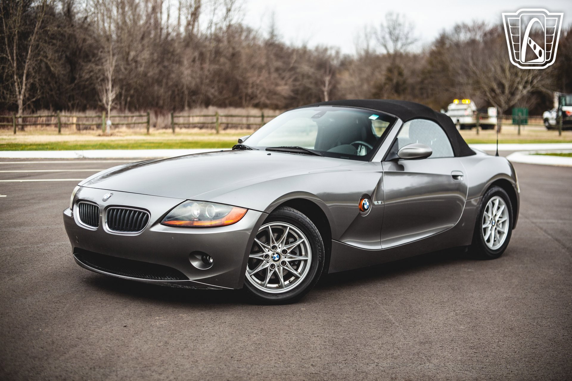 Used 2004 BMW Z4 2.5i image 10