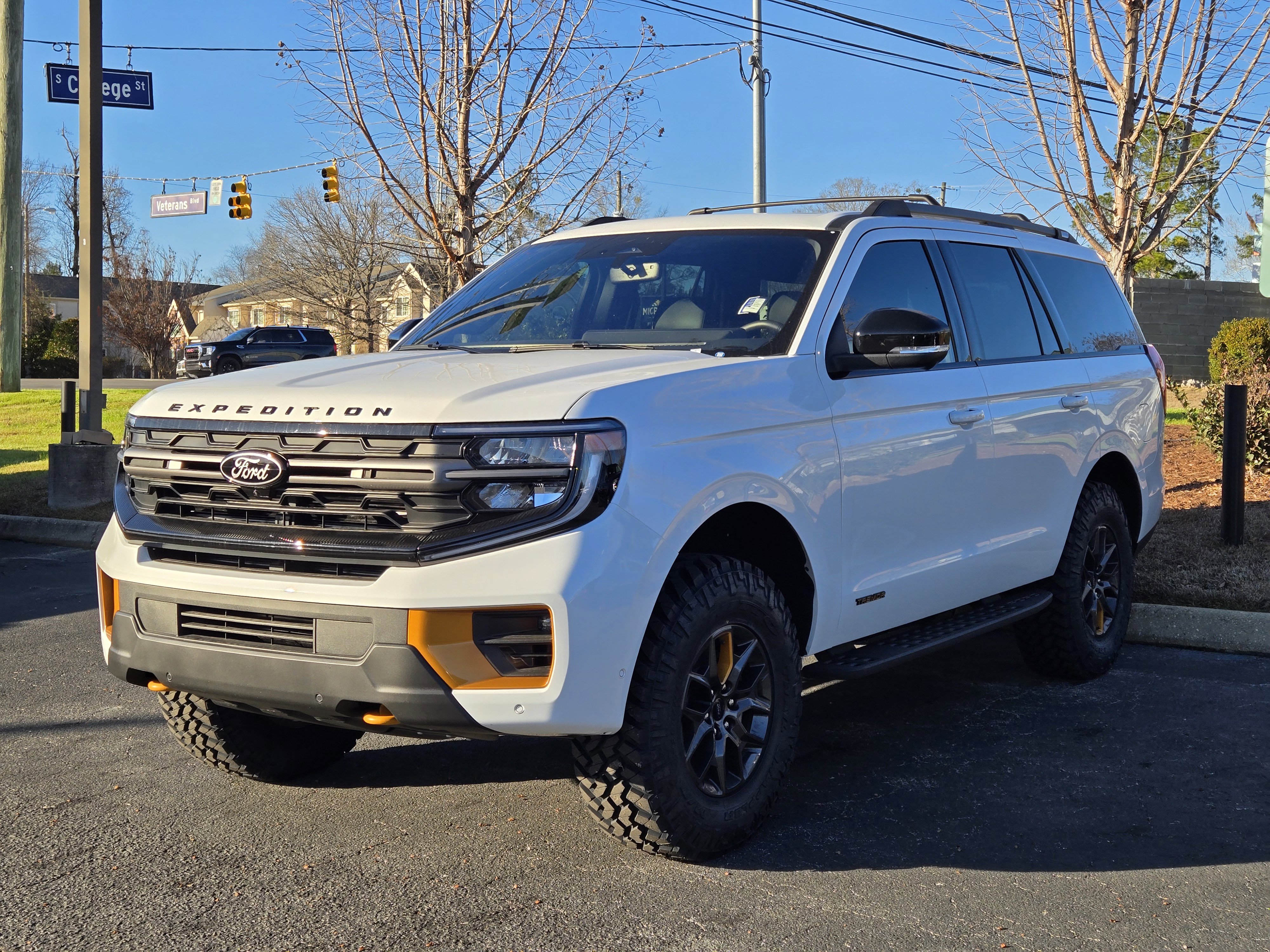 New 2025 Ford Expedition Tremor image 2