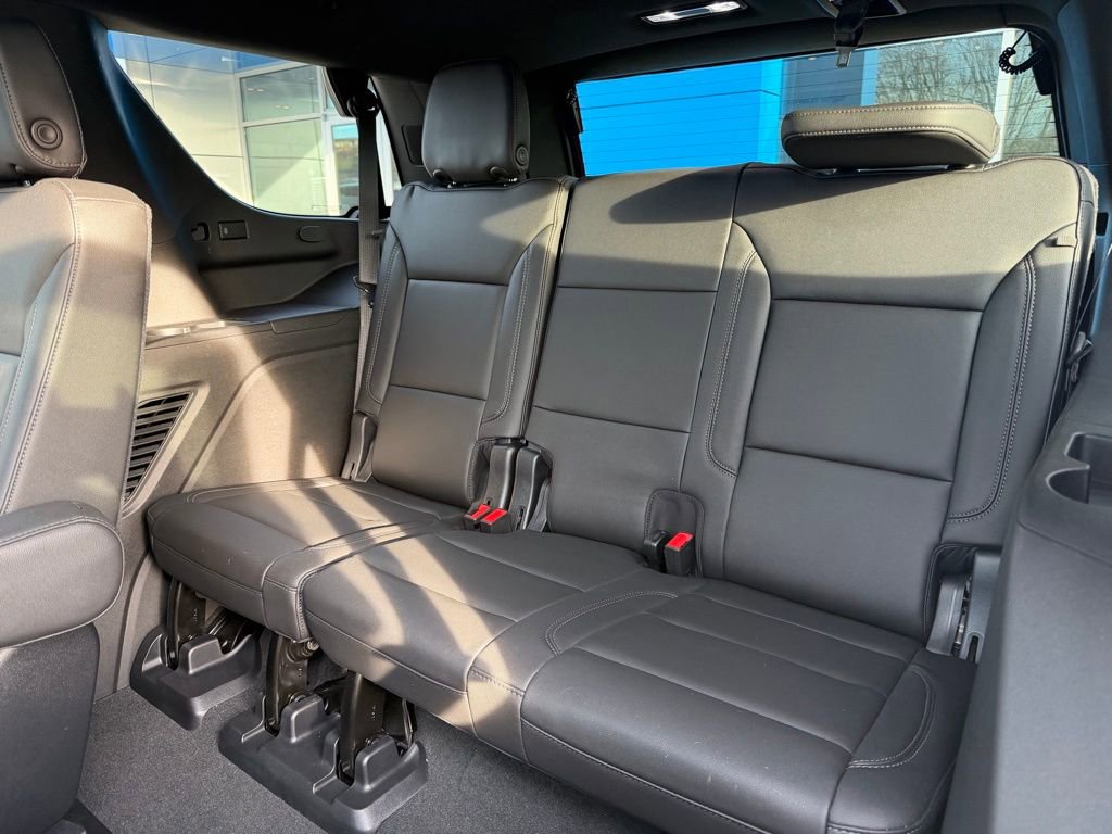 Used 2021 Chevrolet Tahoe Z71 w/ Rear Media and Nav Package image 18