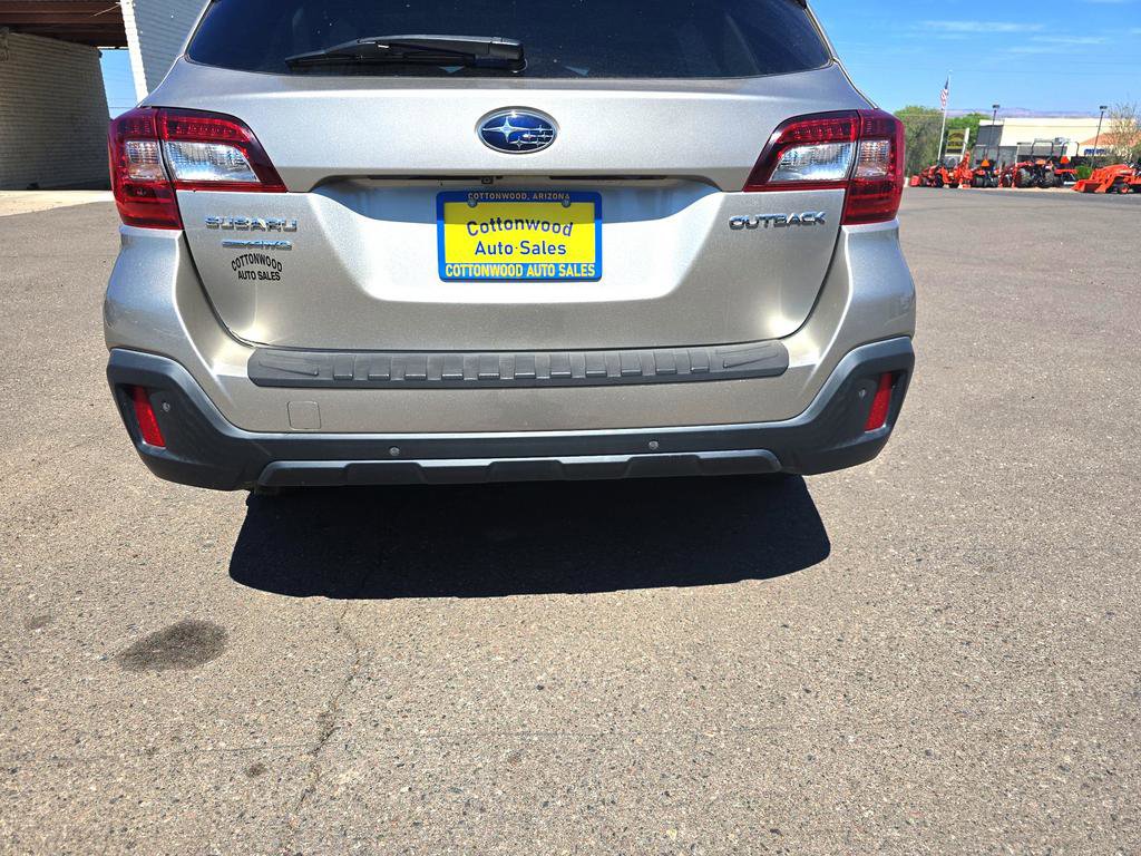 Used 2018 Subaru Outback 2.5i Limited AWD/4WD image 31