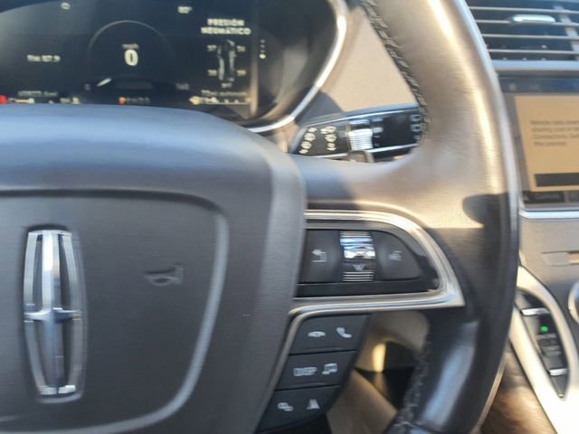 Used 2019 Lincoln Nautilus Select image 21