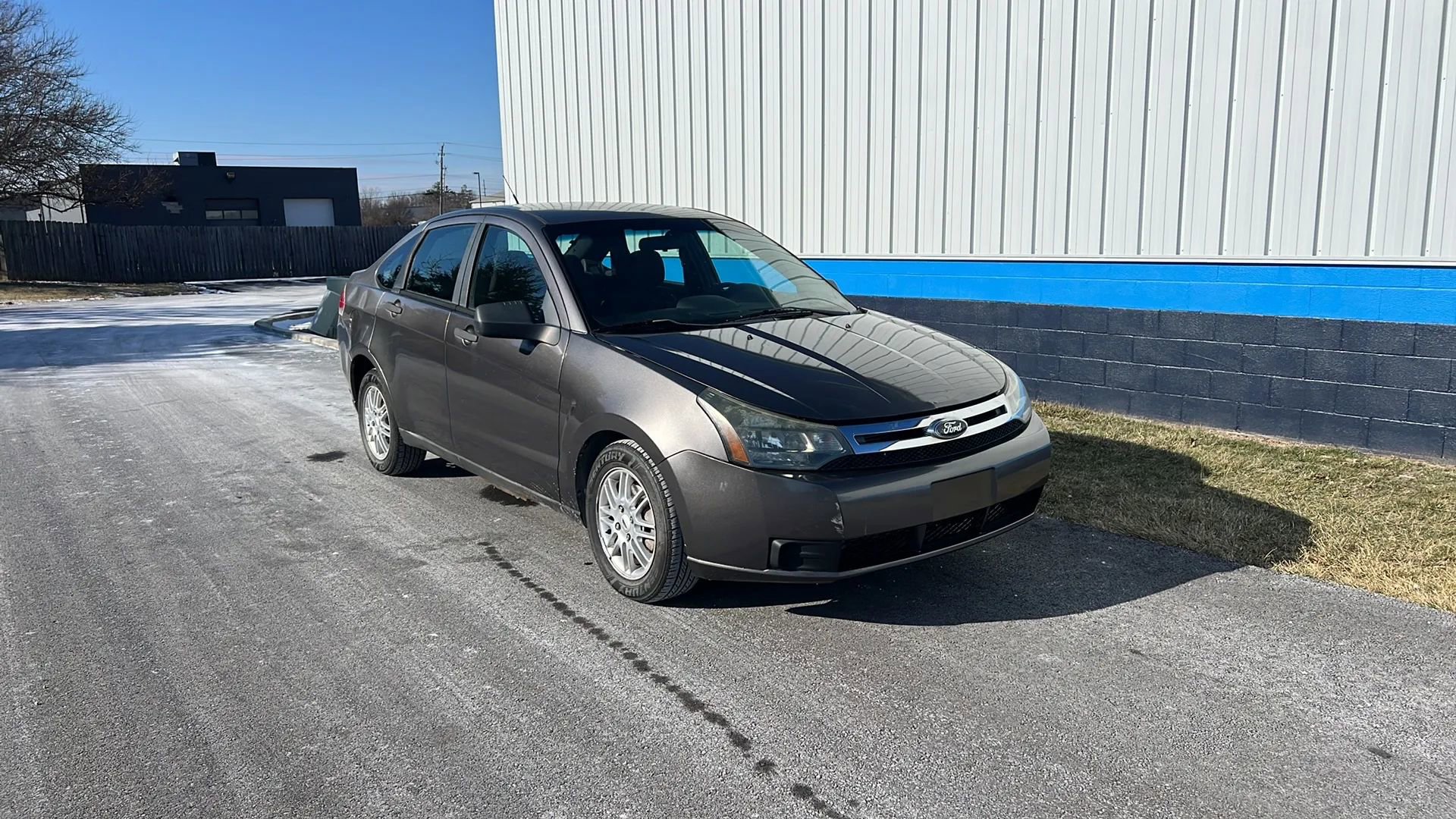 Used 2009 Ford Focus SE FWD image 3