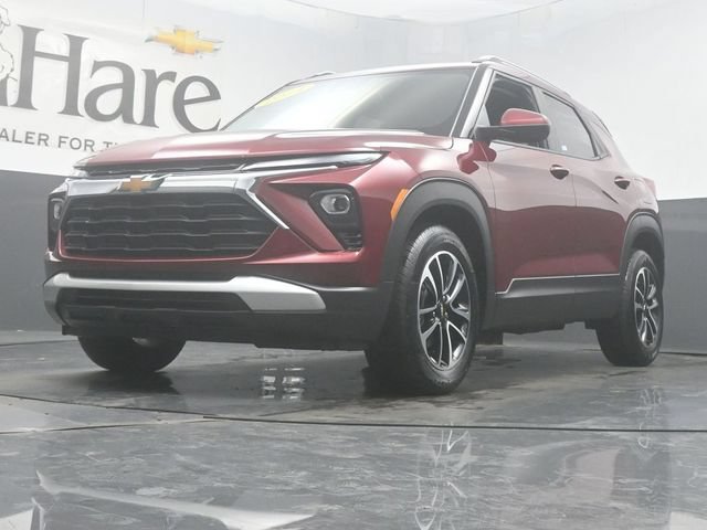 Used 2024 Chevrolet TrailBlazer LT w/ LT Cold Weather Package FWD image 4