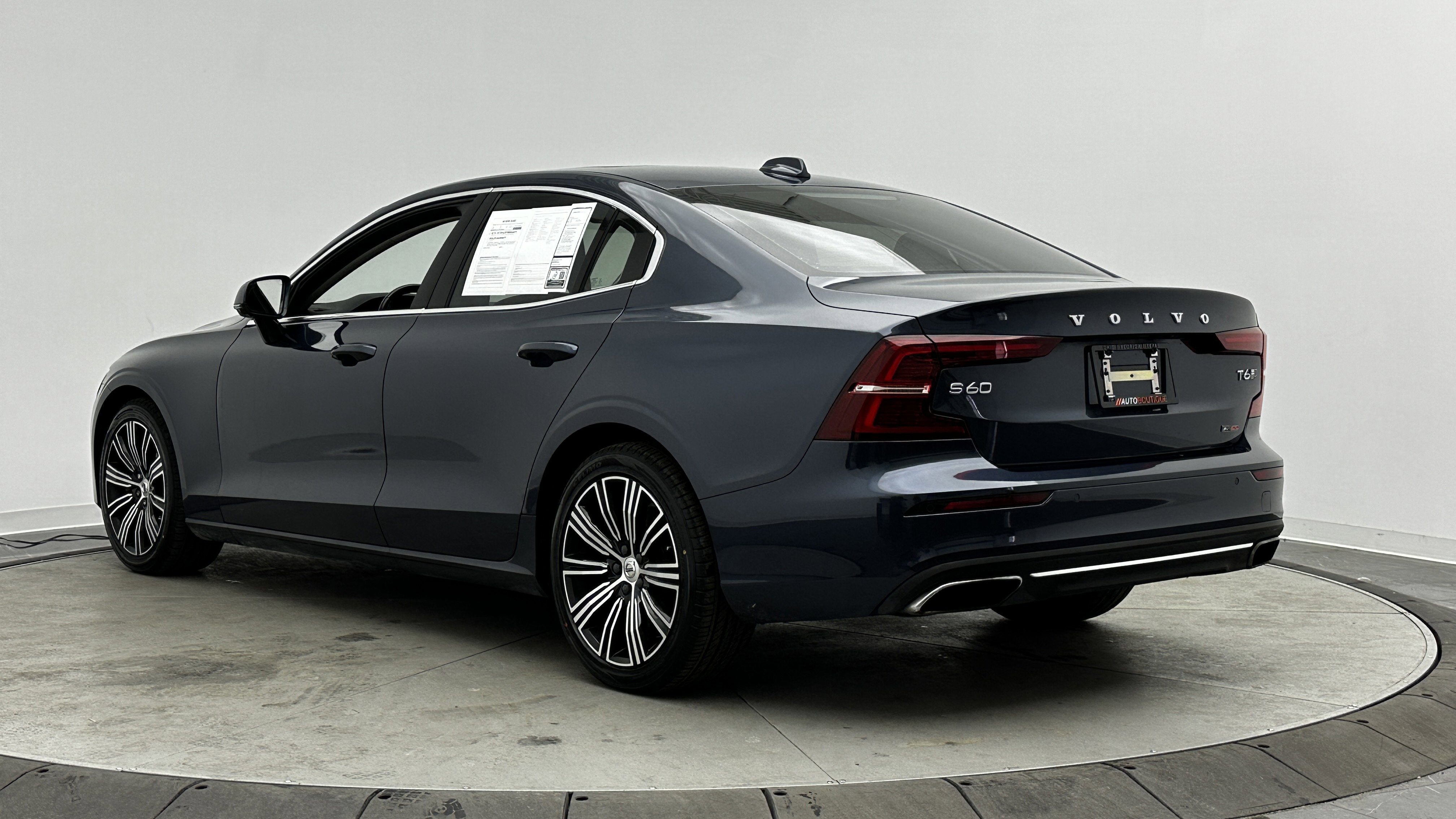 Used 2020 Volvo S60 T6 Inscription w/ Protection Package Premier image 6