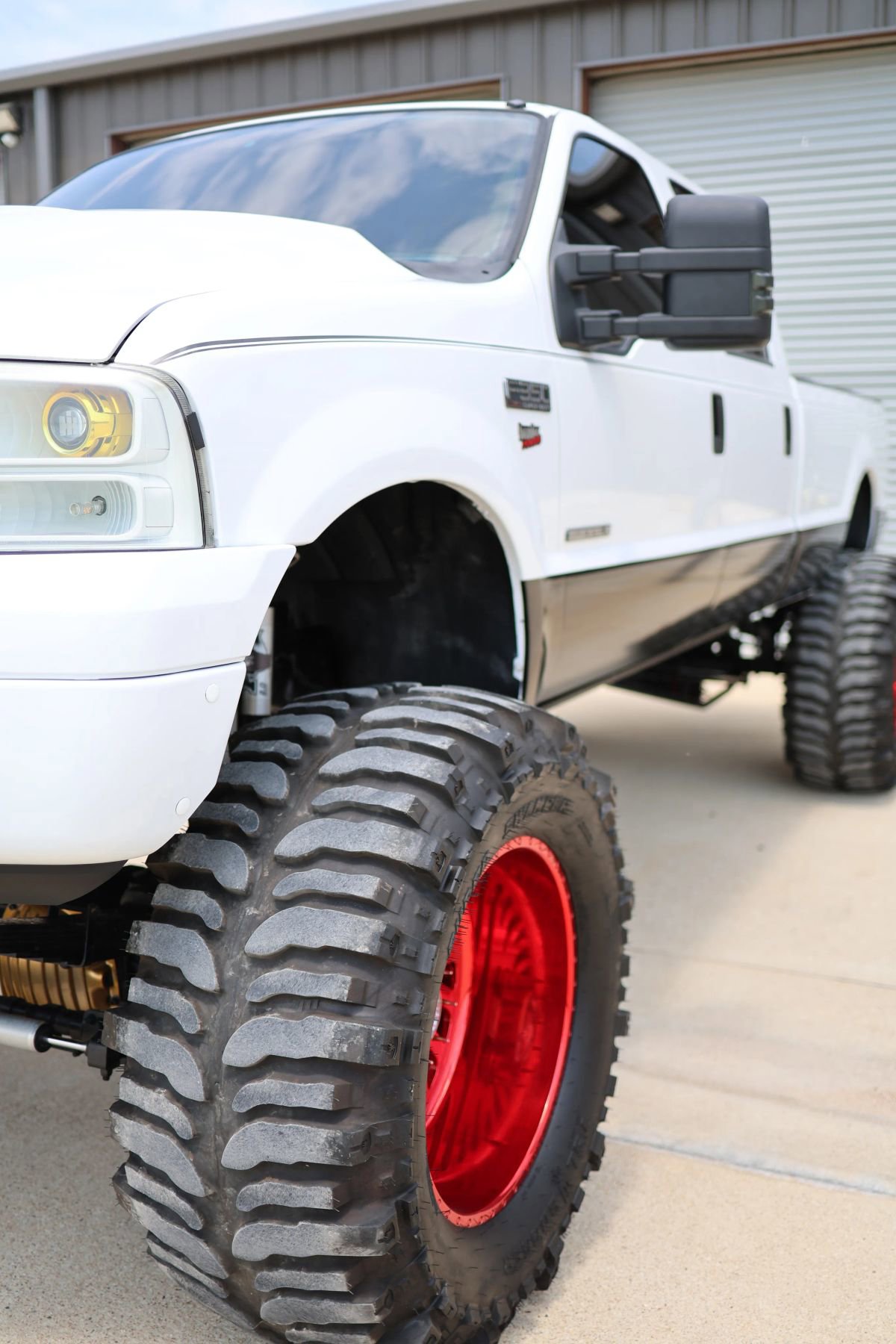 Used 2001 Ford F350 XLT image 10