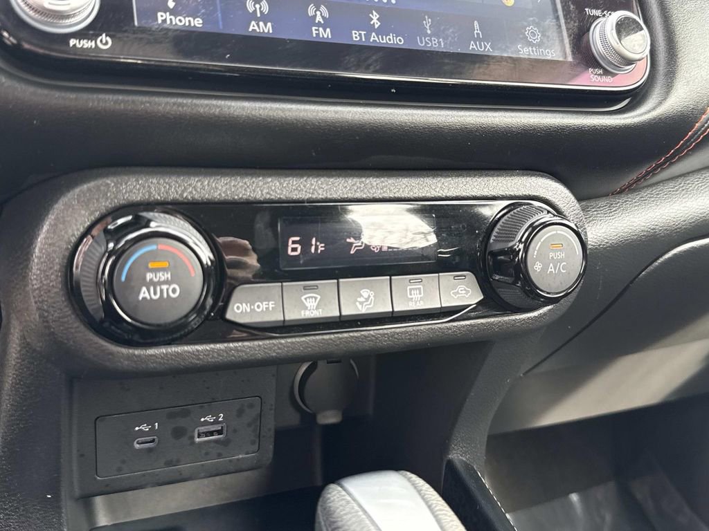 Used 2024 Nissan Kicks SR image 25