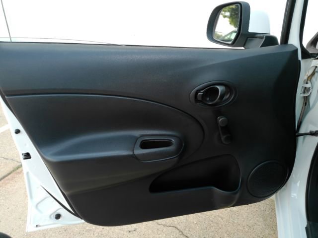 Used 2014 Nissan Versa Note S FWD image 11