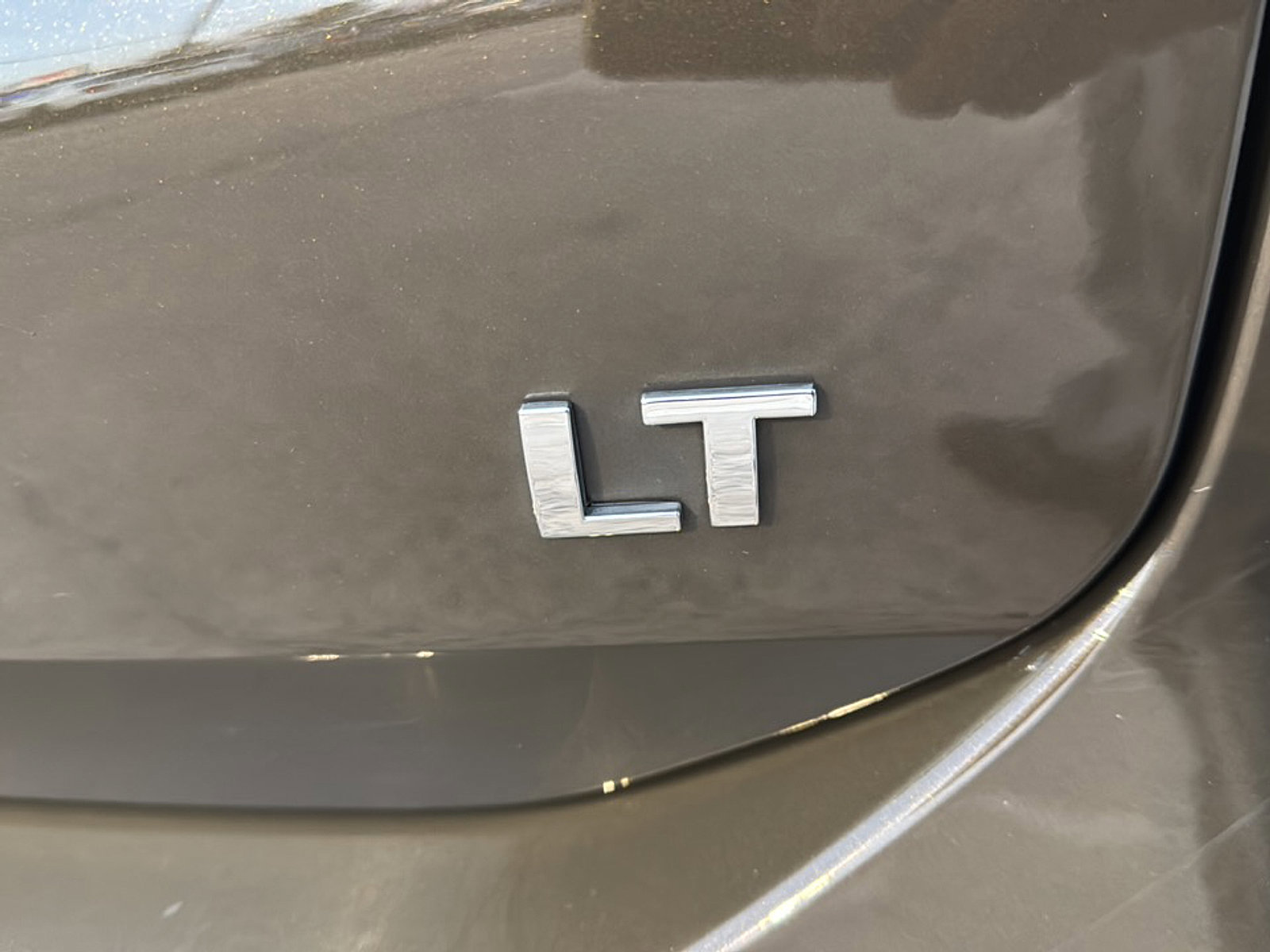 Used 2023 Chevrolet Equinox LT image 46