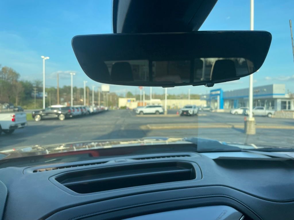 Used 2021 Chevrolet Silverado 2500 LTZ image 23
