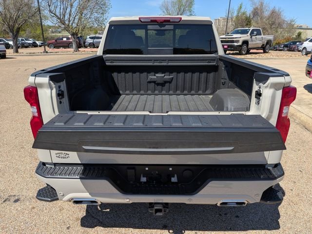 New 2026 Chevrolet Silverado 1500 High Country AWD/4WD image 14