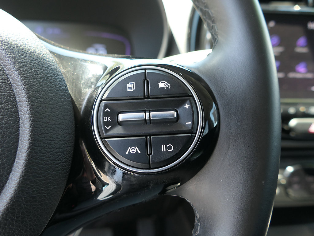 Used 2023 Kia Soul EX FWD image 16