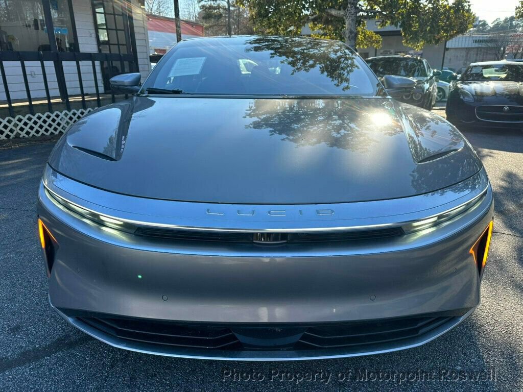 Used 2023 Lucid Air Grand Touring image 3