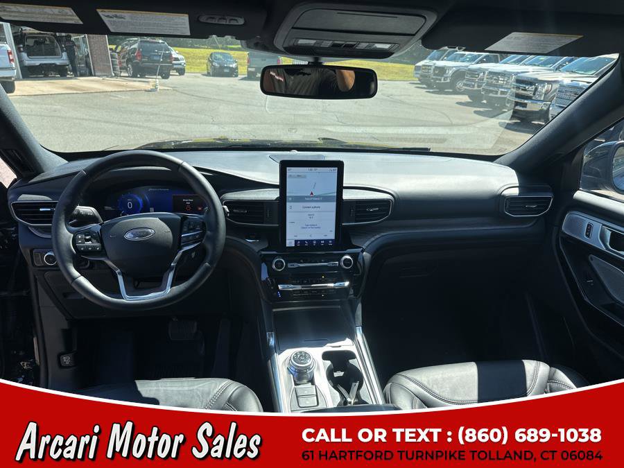 Used 2022 Ford Explorer Platinum w/ Equipment Group 601A image 21