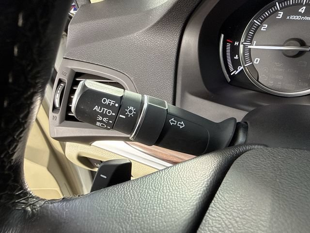 Used 2016 Acura MDX w/ Technology Package AWD/4WD image 15
