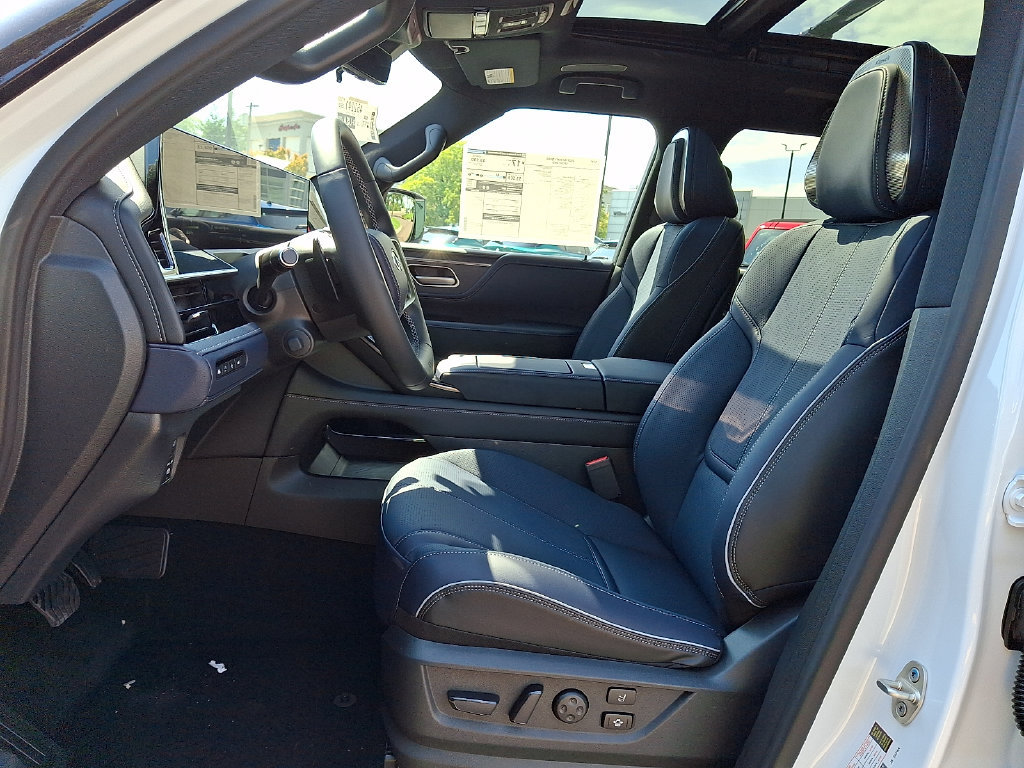 New 2027 INFINITI QX80 Sensory AWD/4WD image 10