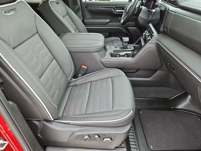 Used 2026 GMC Sierra 1500 AT4X w/ LPO, Black Badging Package AWD/4WD image 12