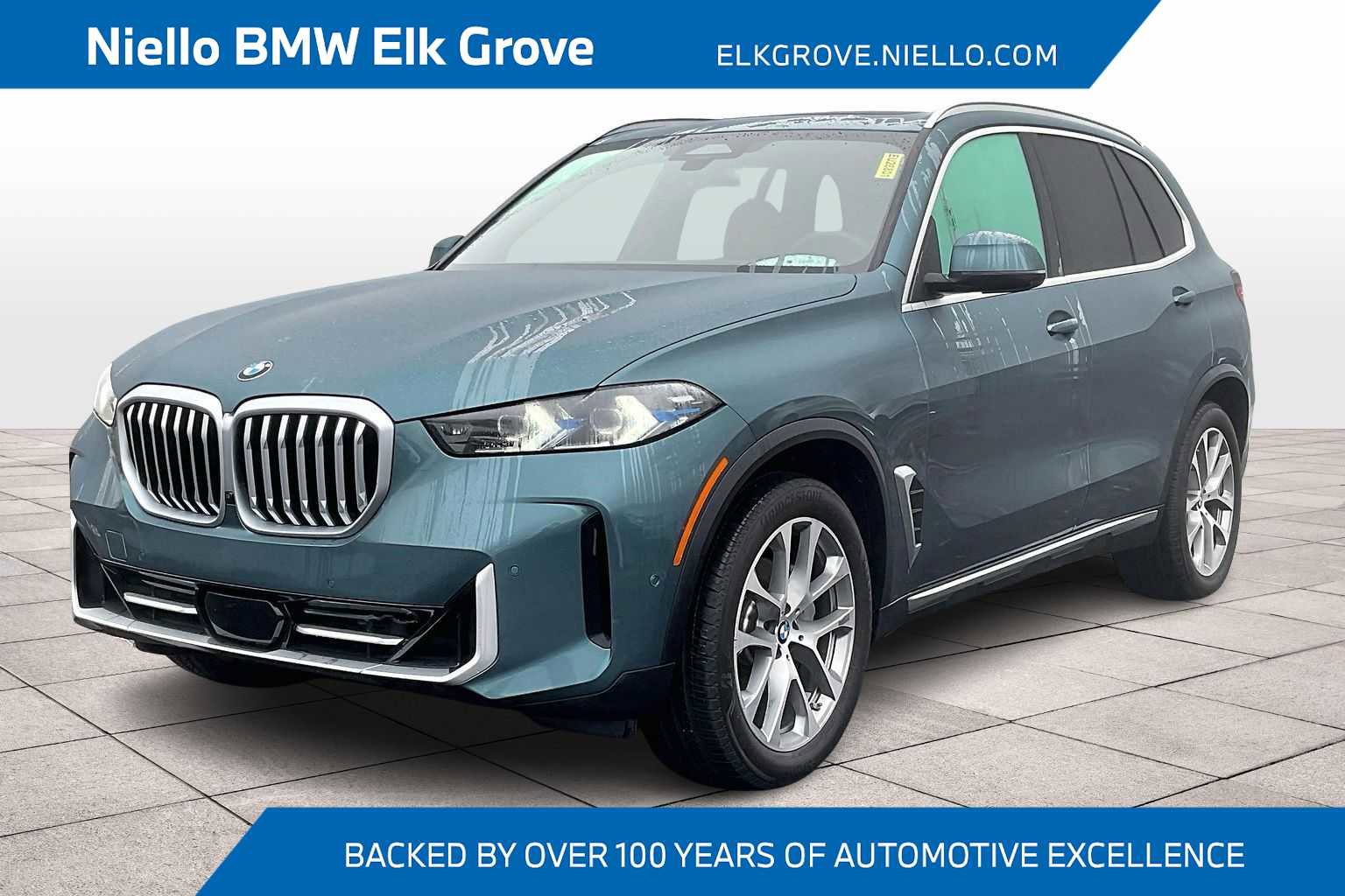 Used 2025 BMW X5 xDrive40i w/ Parking Assistance Package image 1