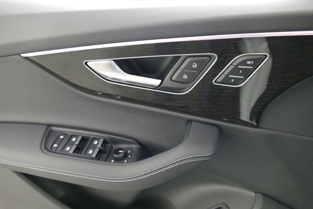 New 2026 Audi Q7 3.0T Premium Plus AWD/4WD image 20