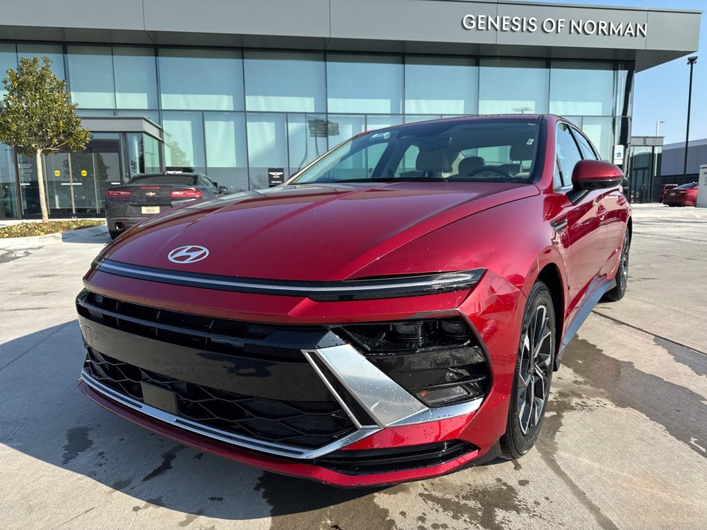 Used 2025 Hyundai Sonata SEL image 1